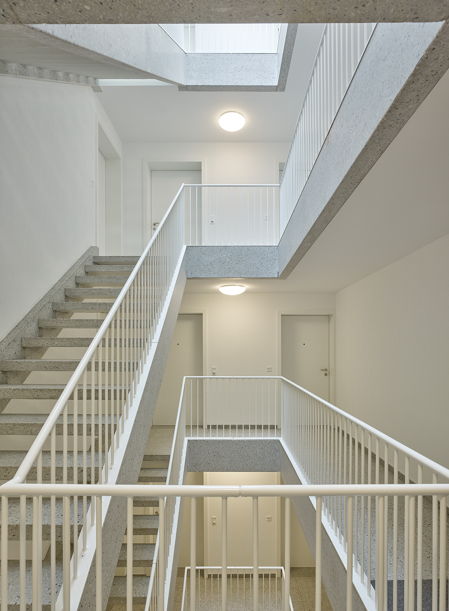 E18672 Alpa 077495p SCREEN